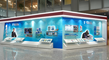 燈塔逐浪——文圣常的海浪科學人生主題展首站巡展在中國海洋大學西海岸校區(qū)開幕